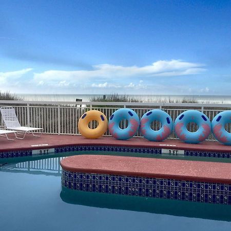 נורת' מירטל ביץ' Castaway Beach Inn & Swim Up Bar מראה חיצוני תמונה