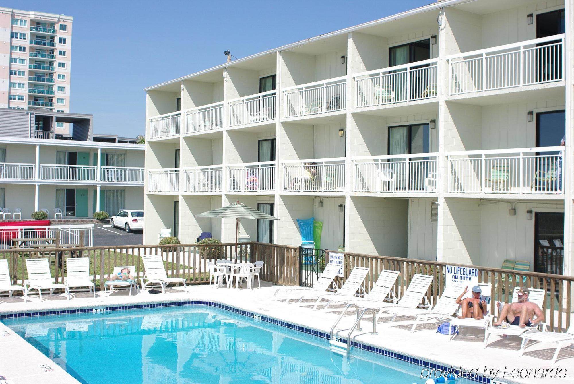 נורת' מירטל ביץ' Castaway Beach Inn & Swim Up Bar מראה חיצוני תמונה
