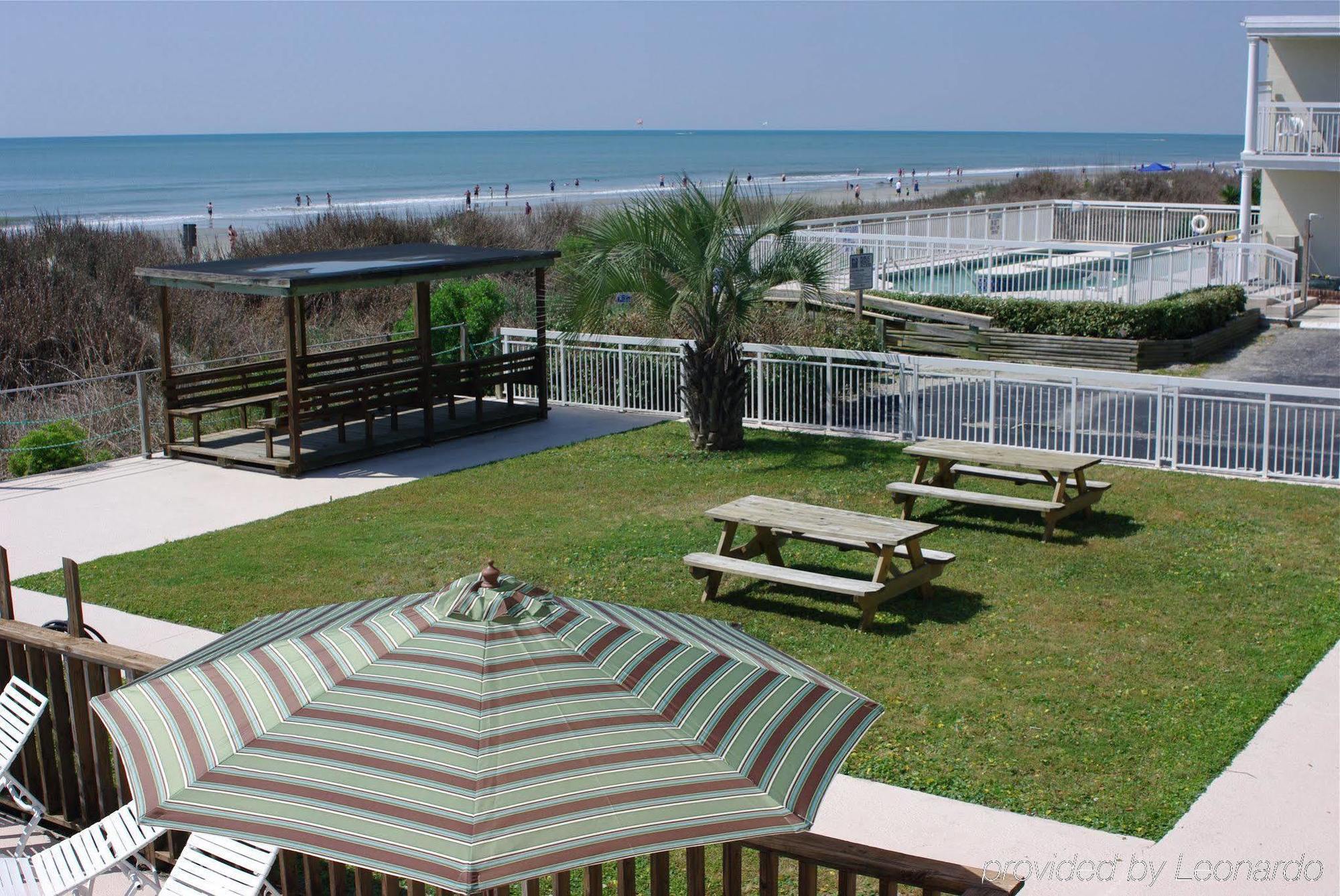 נורת' מירטל ביץ' Castaway Beach Inn & Swim Up Bar מסעדה תמונה