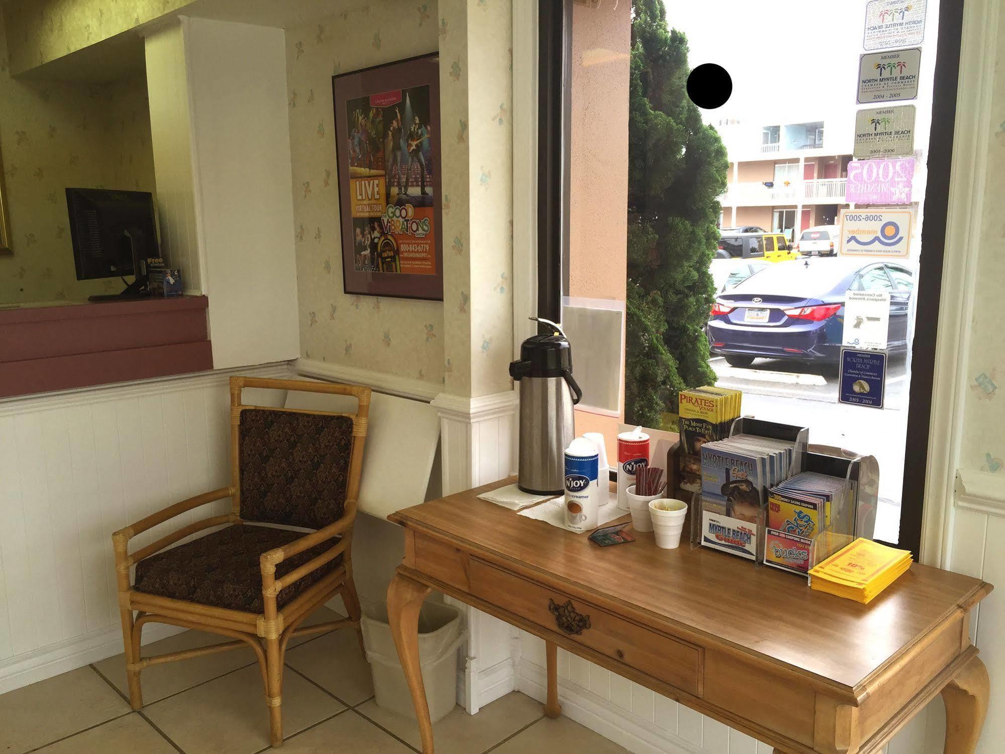 נורת' מירטל ביץ' Castaway Beach Inn & Swim Up Bar מראה חיצוני תמונה